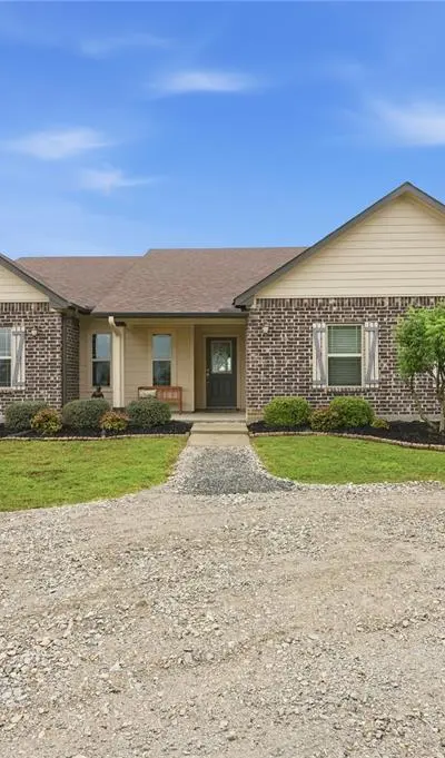 198 County Road 1262, Whitesboro TX 76273 - Photo 2