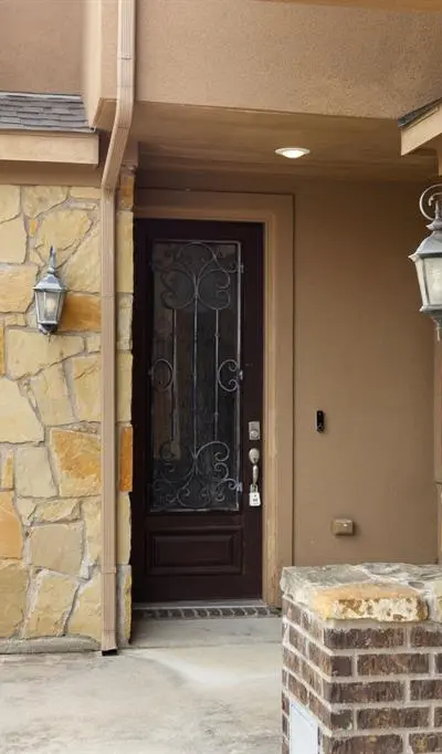 2630 Villa Di Lago # 6, Grand Prairie TX 75054 - Photo 3
