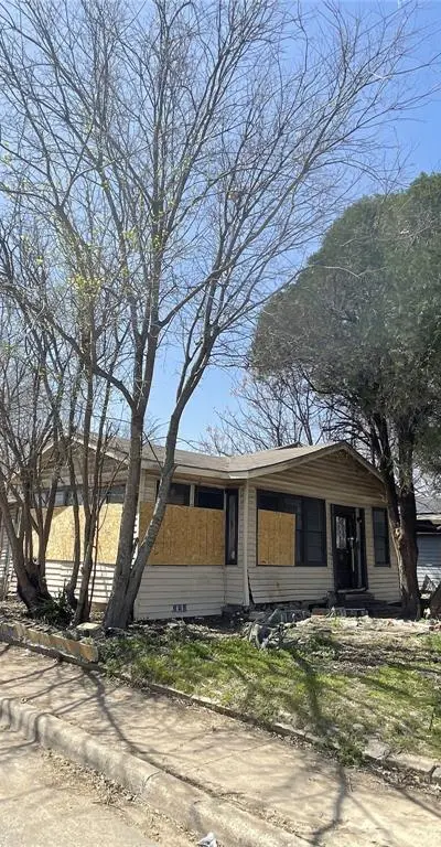 1136 E Leuda Street, Fort Worth TX 76104