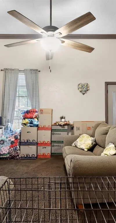 1301 Locust Street, Commerce TX 75428 - Photo 5