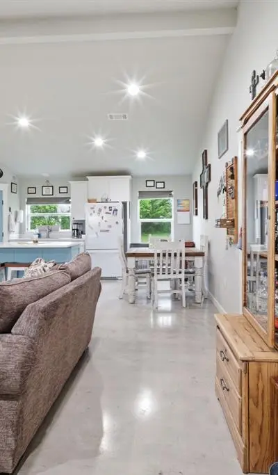 1234 County Road 1013, Wolfe City TX 75496 - Photo 4