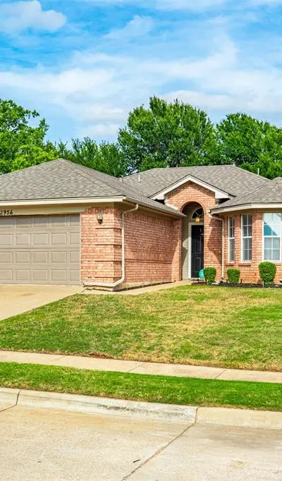 2956 Timber Creek Trail, Fort Worth TX 76118 - Photo 2