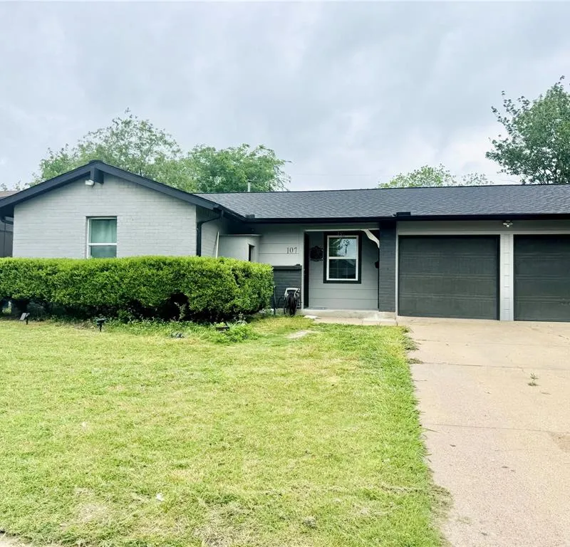 107 N Forest Crest Drive, Garland TX 75042