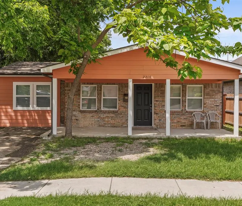 2210 El Paso Street, Grand Prairie TX 75051