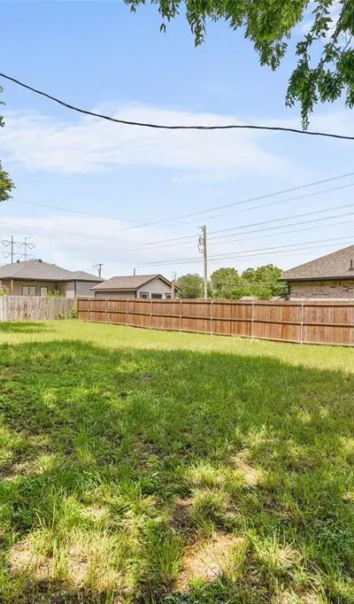 2210 El Paso Street, Grand Prairie TX 75051 - Photo 5