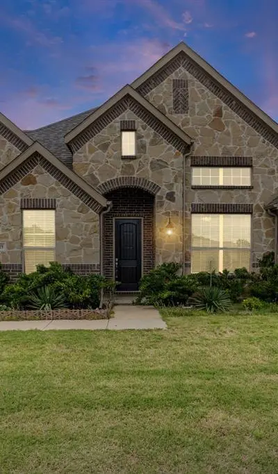 4919 Elizabeth Way, Lone Oak TX 75453