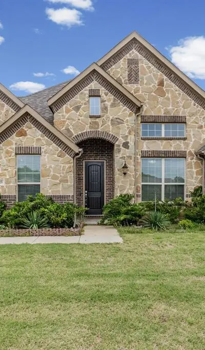 4919 Elizabeth Way, Lone Oak TX 75453 - Photo 2