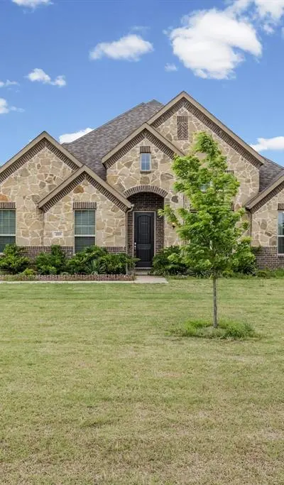 4919 Elizabeth Way, Lone Oak TX 75453 - Photo 3
