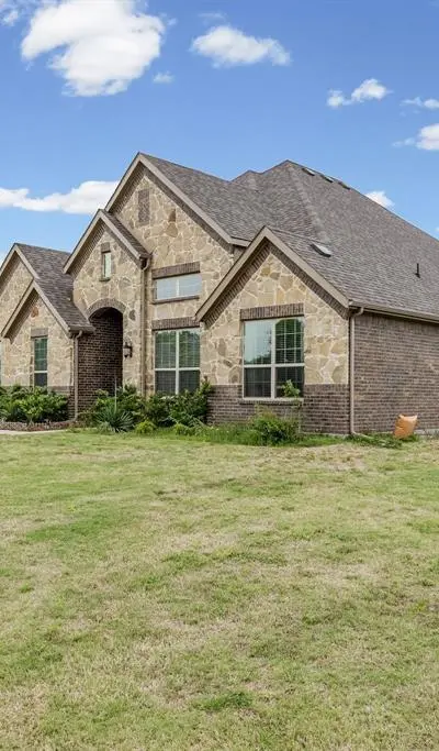 4919 Elizabeth Way, Lone Oak TX 75453 - Photo 4