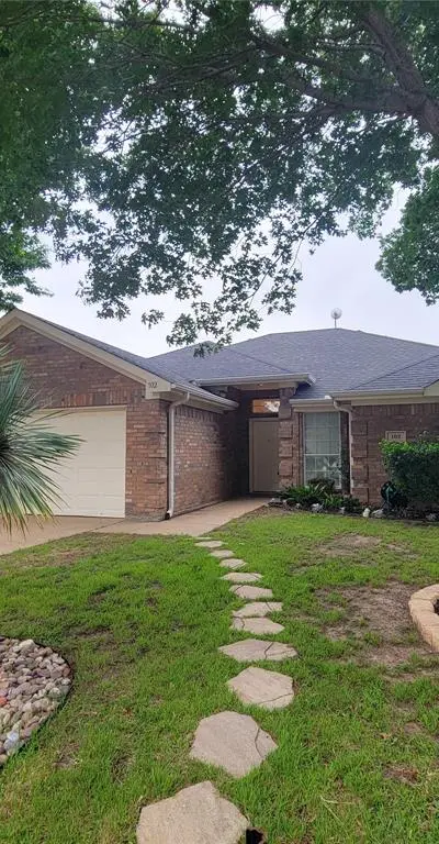 102 Canyon Court, Waxahachie TX 75167