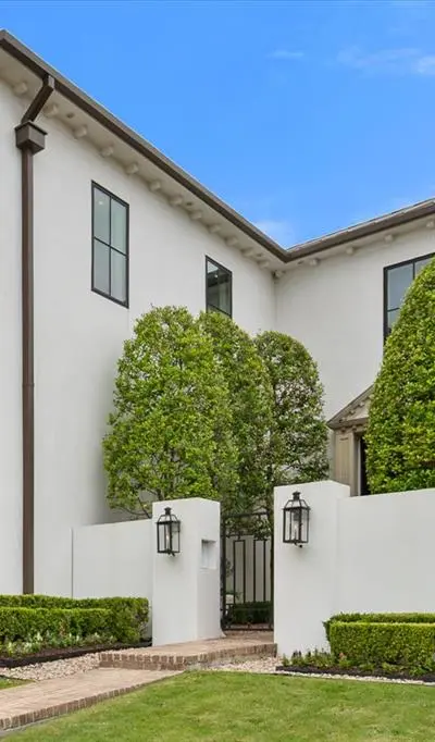 3824 Bishops Flower Road, Fort Worth TX 76109