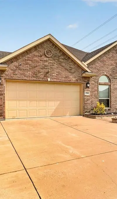 2904 Alta, Grand Prairie TX 75054 - Photo 2