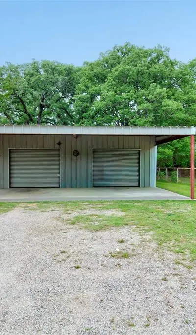 511 Old Center Church Road, Whitesboro TX 76273 - Photo 2