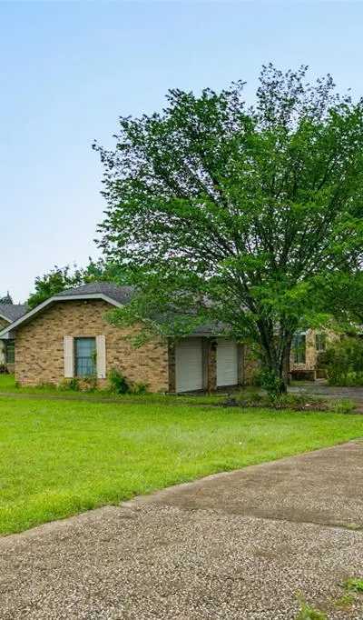 220 Green Ridge Drive, Double Oak TX 75077 - Photo 2