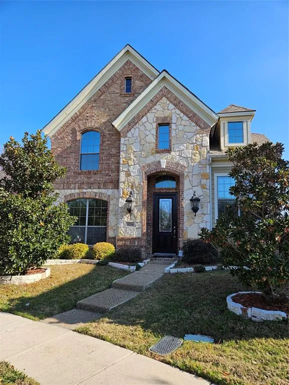 9208 Dillon Trail, Irving TX 75063