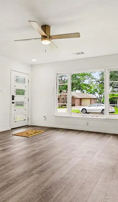 2610 Hillcrest Avenue, Greenville TX 75402 - Photo 4