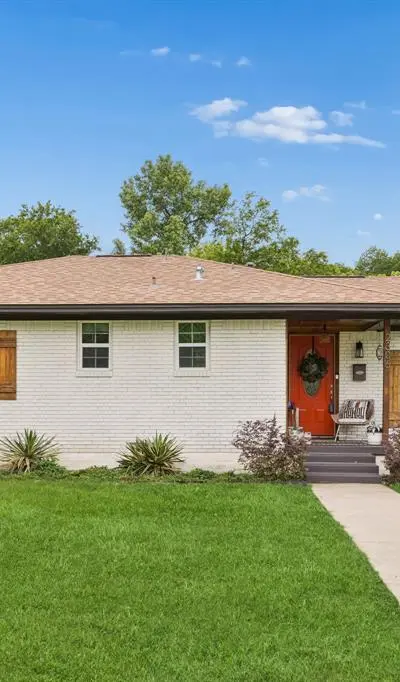 2306 W Five Mile Parkway, Dallas TX 75224 - Photo 2