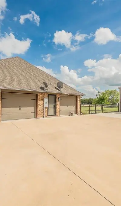 146 Buddy Court, Millsap TX 76066 - Photo 5