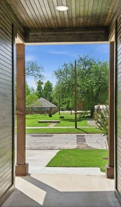 521 W Walker Street, Denison TX 75020 - Photo 5