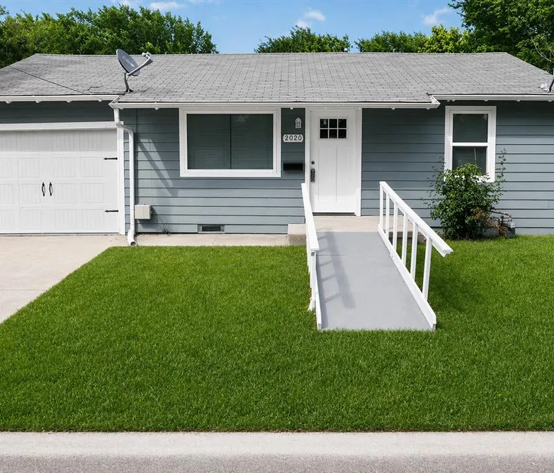 2020 Laura Street, Caddo Mills TX 75135