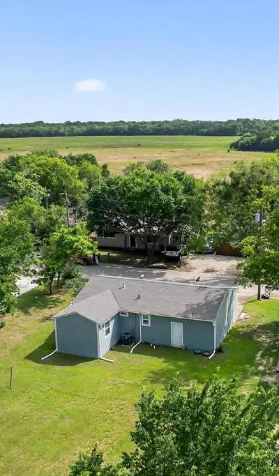 2020 Laura Street, Caddo Mills TX 75135 - Photo 3