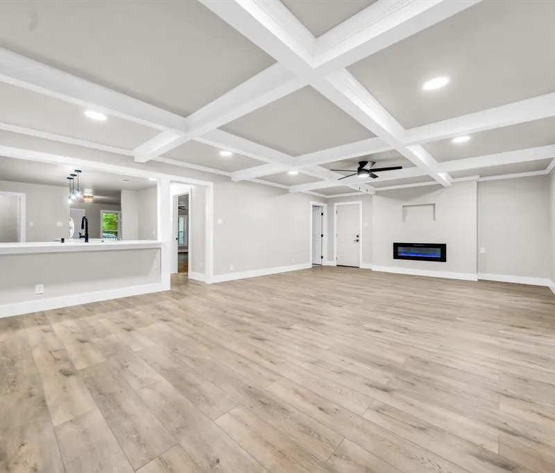 831 Glen Arbor Drive, Dallas TX 75241