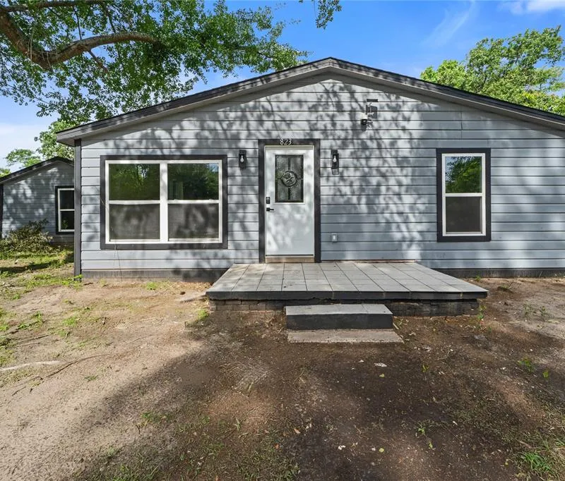 823 Clark Street, Tyler TX 75701