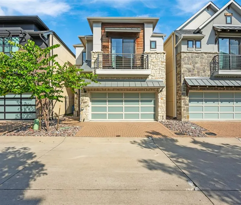 7880 Minglewood Lane, Dallas TX 75231