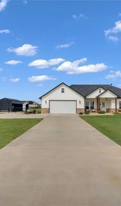 6017 Raspberry Lane, Joshua TX 76058 - Photo 2