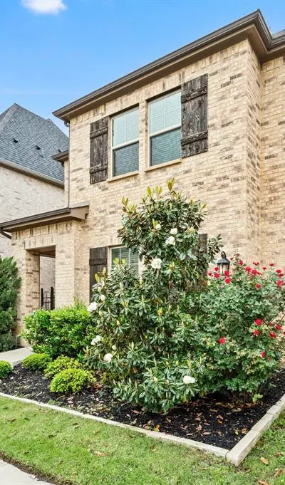 612 Courtyard Lane, Irving TX 75039 - Photo 4