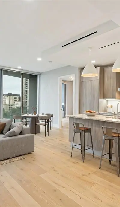 3130 N Harwood Street # 905, Dallas TX 75201