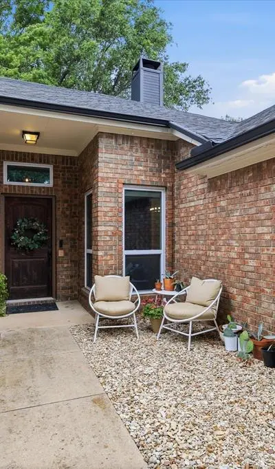 7013 Bernadine Drive, Watauga TX 76148 - Photo 4
