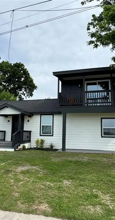 513 W South Street, Whitesboro TX 76273 - Photo 2