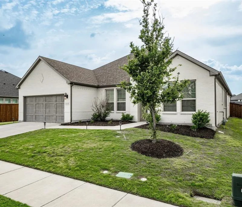 328 Savannah Lane, Oak Point TX 75068