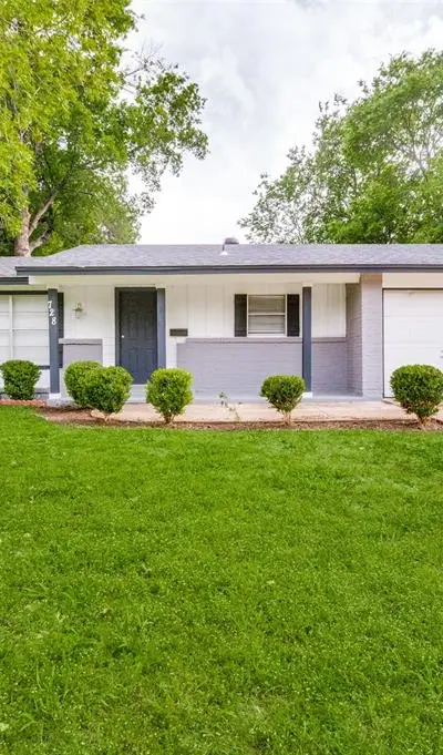 728 Oceanview Drive, Dallas TX 75232 - Photo 2