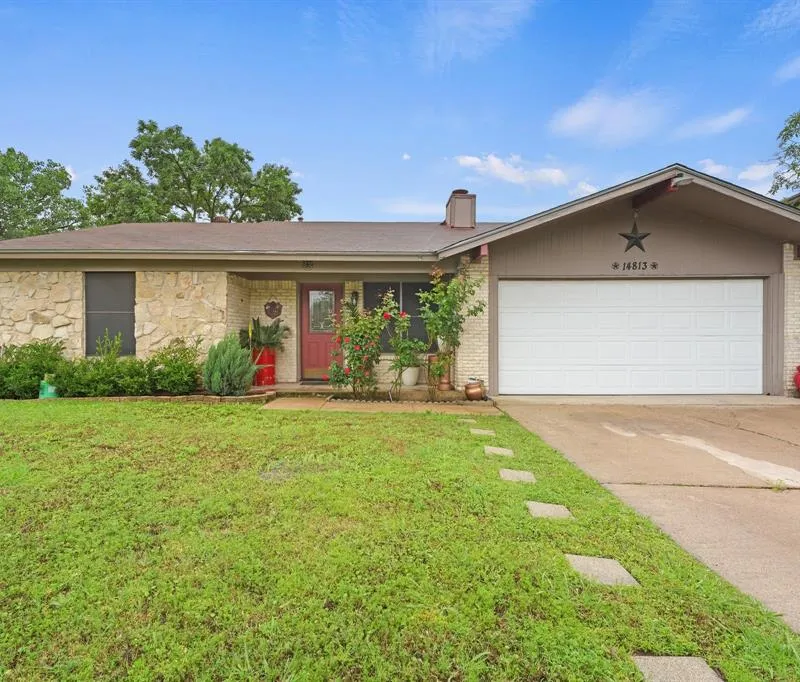 14813 Oakwood Lane, Balch Springs TX 75180