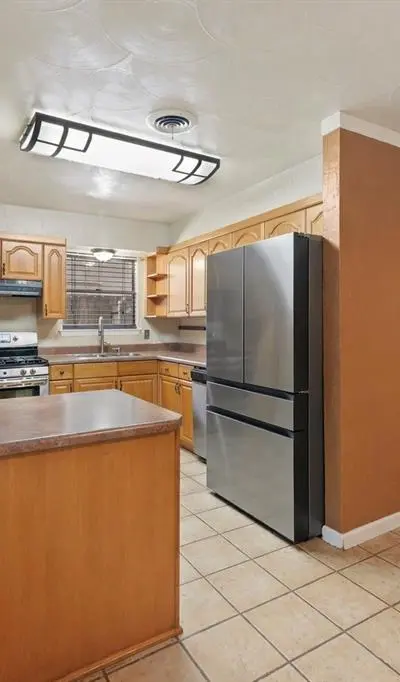 14813 Oakwood Lane, Balch Springs TX 75180 - Photo 5