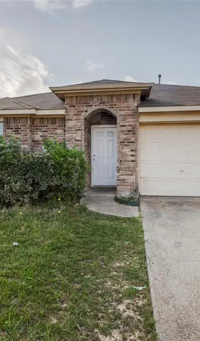 946 Hannah Way, Dallas TX 75253 - Photo 2