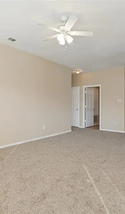 946 Hannah Way, Dallas TX 75253 - Photo 3