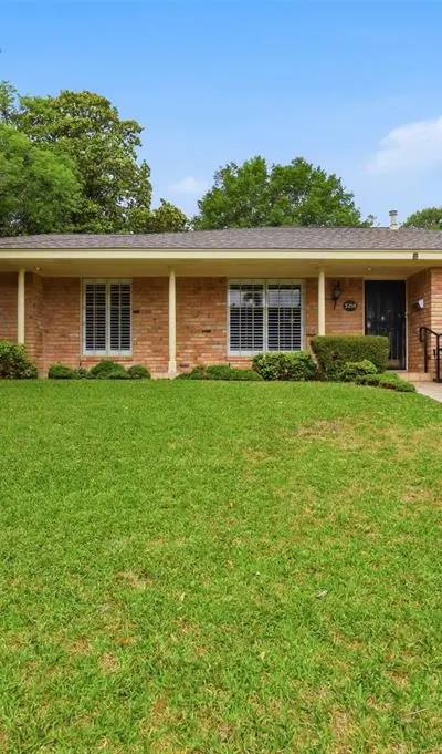5208 Westhaven Drive, Fort Worth TX 76132