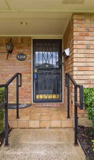 5208 Westhaven Drive, Fort Worth TX 76132 - Photo 4