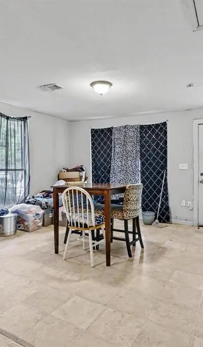 205 S Main Street, Bonham TX 75418 - Photo 4