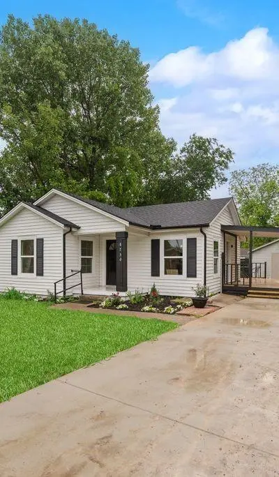 8736 Comer Drive, Dallas TX 75217