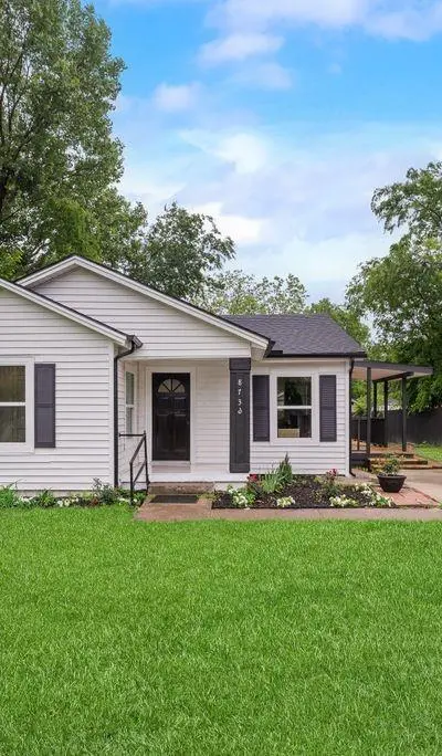 8736 Comer Drive, Dallas TX 75217 - Photo 3