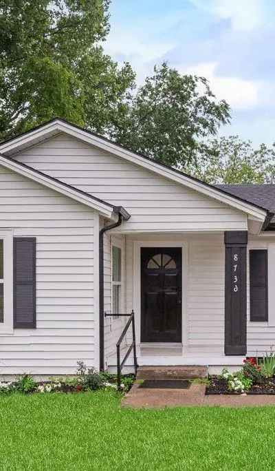 8736 Comer Drive, Dallas TX 75217 - Photo 4