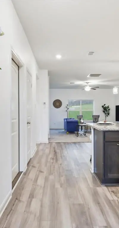 104 Saloon Cove W, Newark TX 76071 - Photo 5