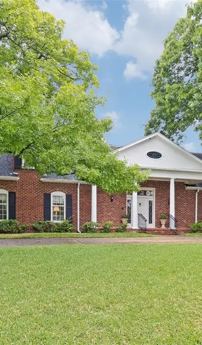 6555 Dartbrook Drive, Dallas TX 75254