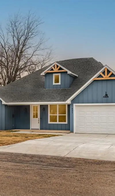 621 Oaklawn Drive, River Oaks TX 76114 - Photo 3