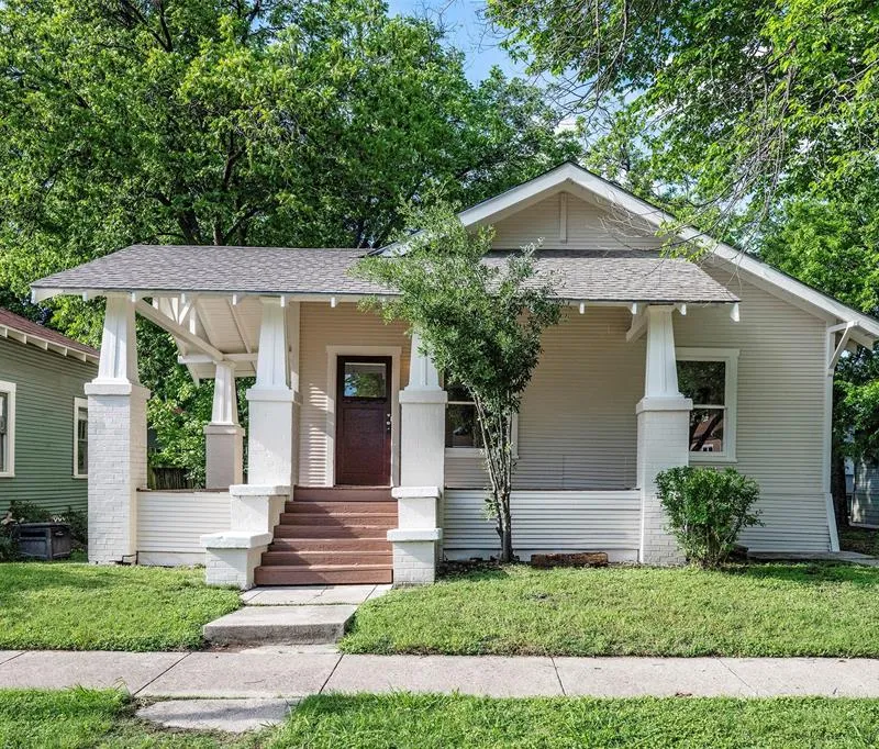 1212 Hawthorne Avenue, Fort Worth TX 76110