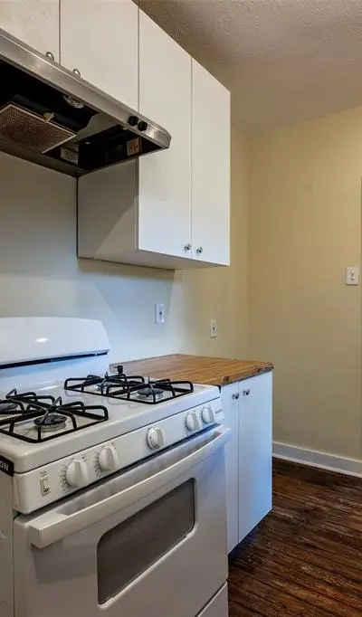 1212 Hawthorne Avenue, Fort Worth TX 76110 - Photo 5